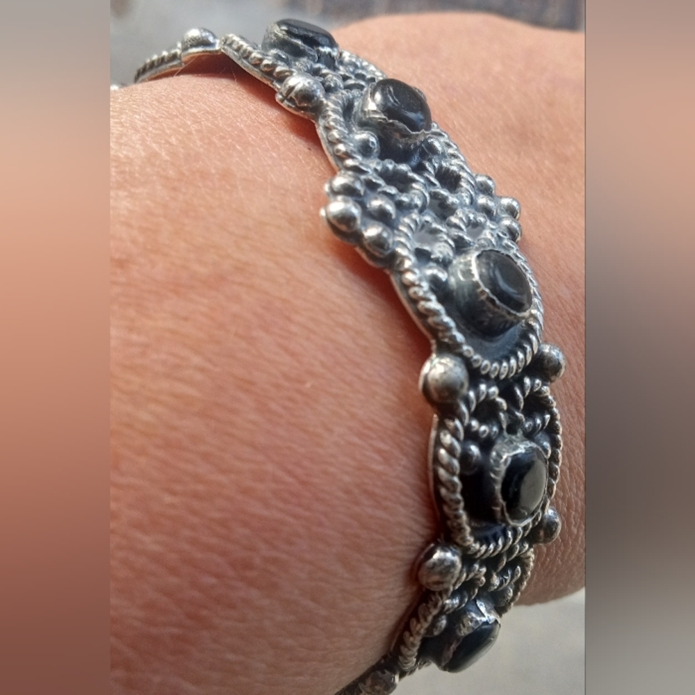 Southwest Mexico 925 Sterling Silver Onyx Cuff Vintage Bracelet - Picture 10 of 12